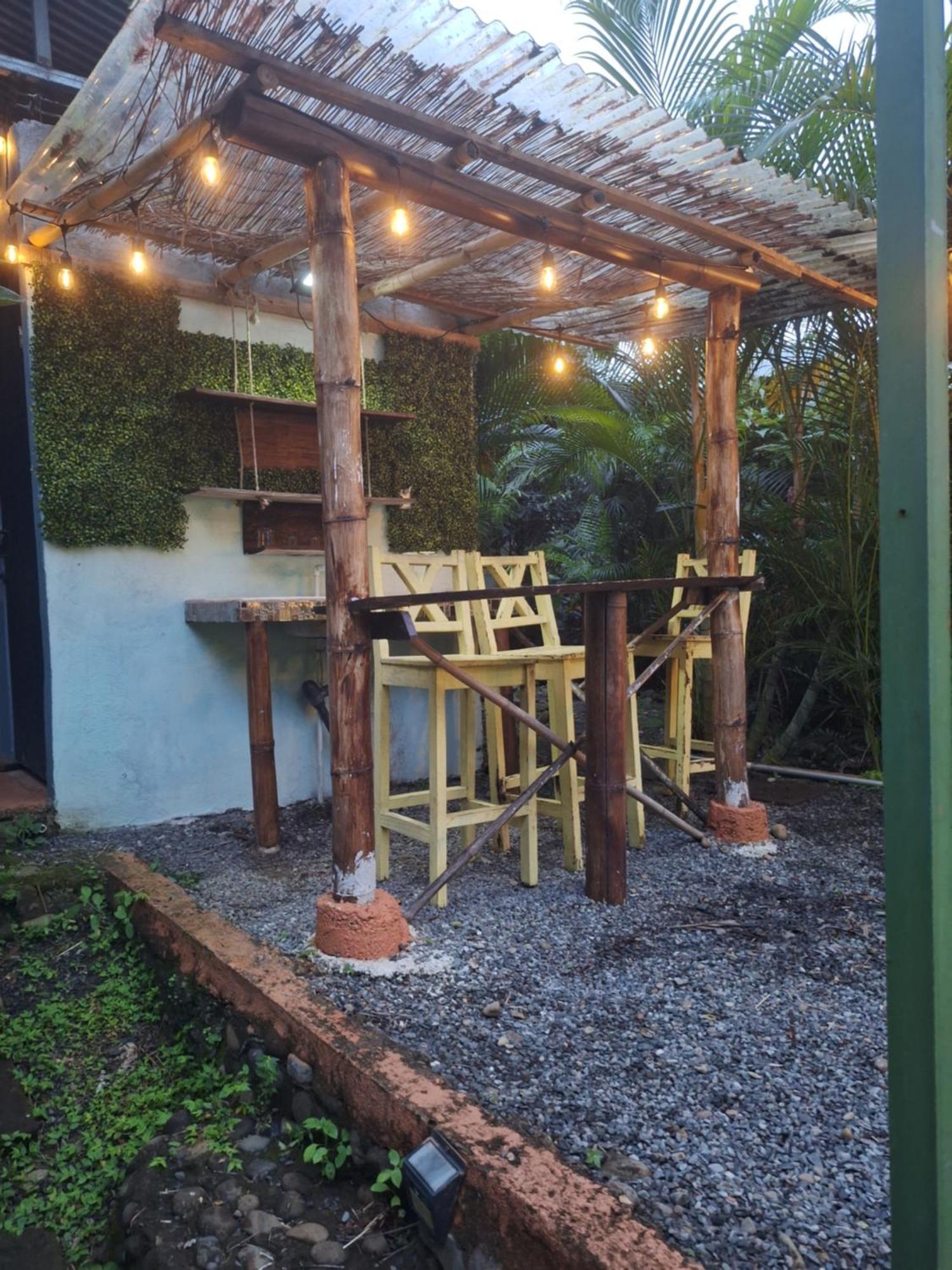Cacao Lodge And Tours Ла Фортуна Экстерьер фото